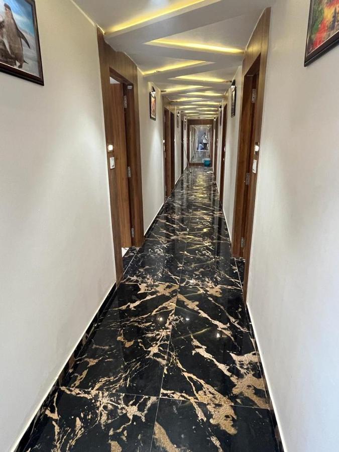 Hotel Palak Villa Ahmedabad Exteriör bild