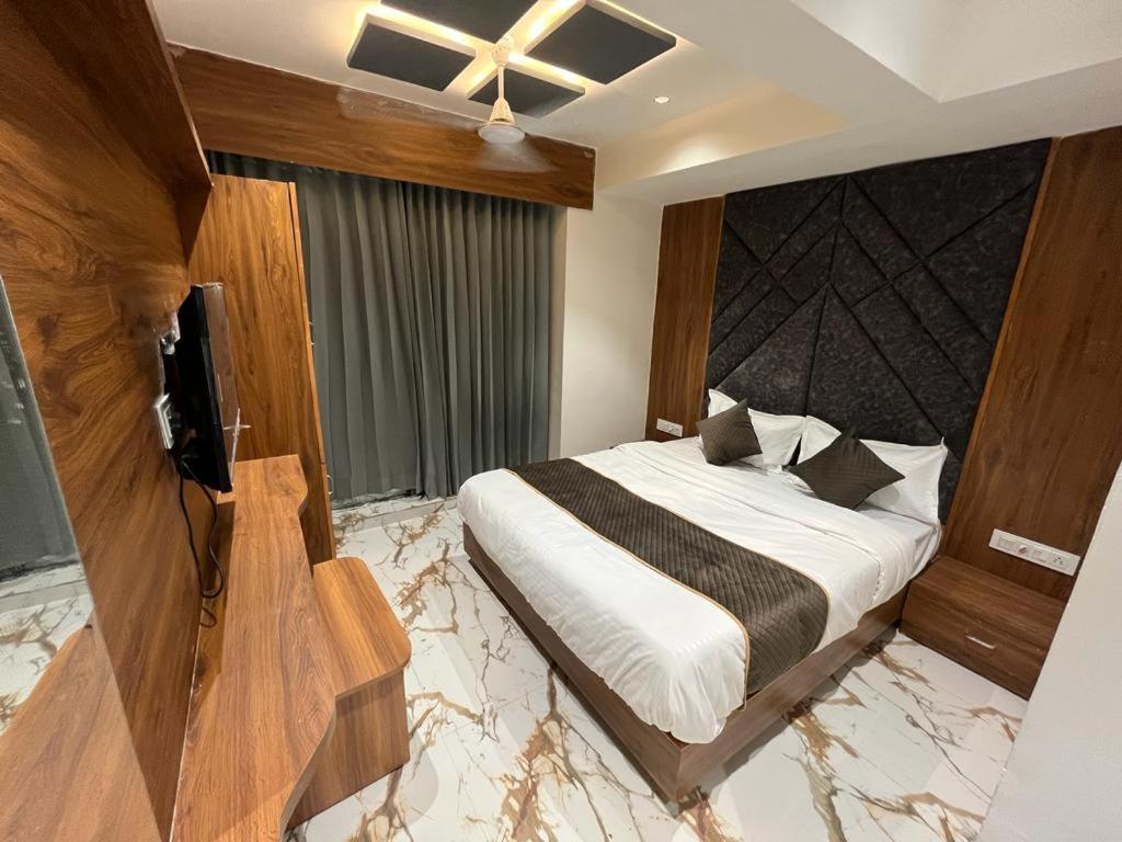 Hotel Palak Villa Ahmedabad Exteriör bild
